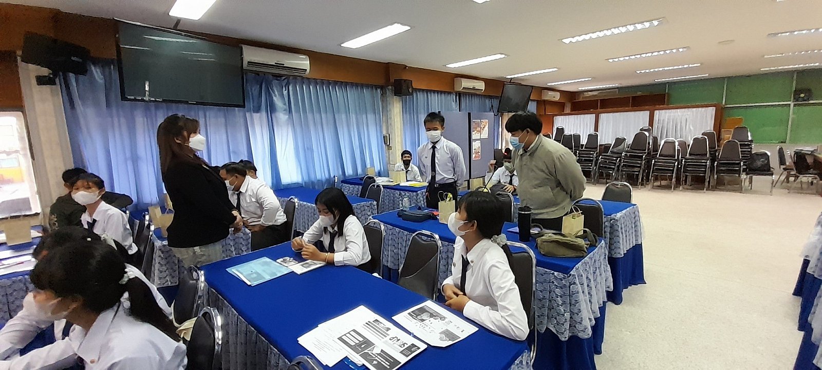 โครงการอบรมพัฒนาศักยภาพผู้เรียนในการเป็นผู้ประกอบการและพัฒนาศักยภาพครูที่ปรึกษาธุรกิจ 2565