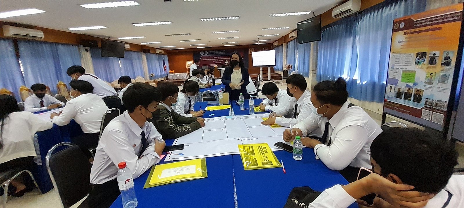 โครงการอบรมพัฒนาศักยภาพผู้เรียนในการเป็นผู้ประกอบการและพัฒนาศักยภาพครูที่ปรึกษาธุรกิจ 2565