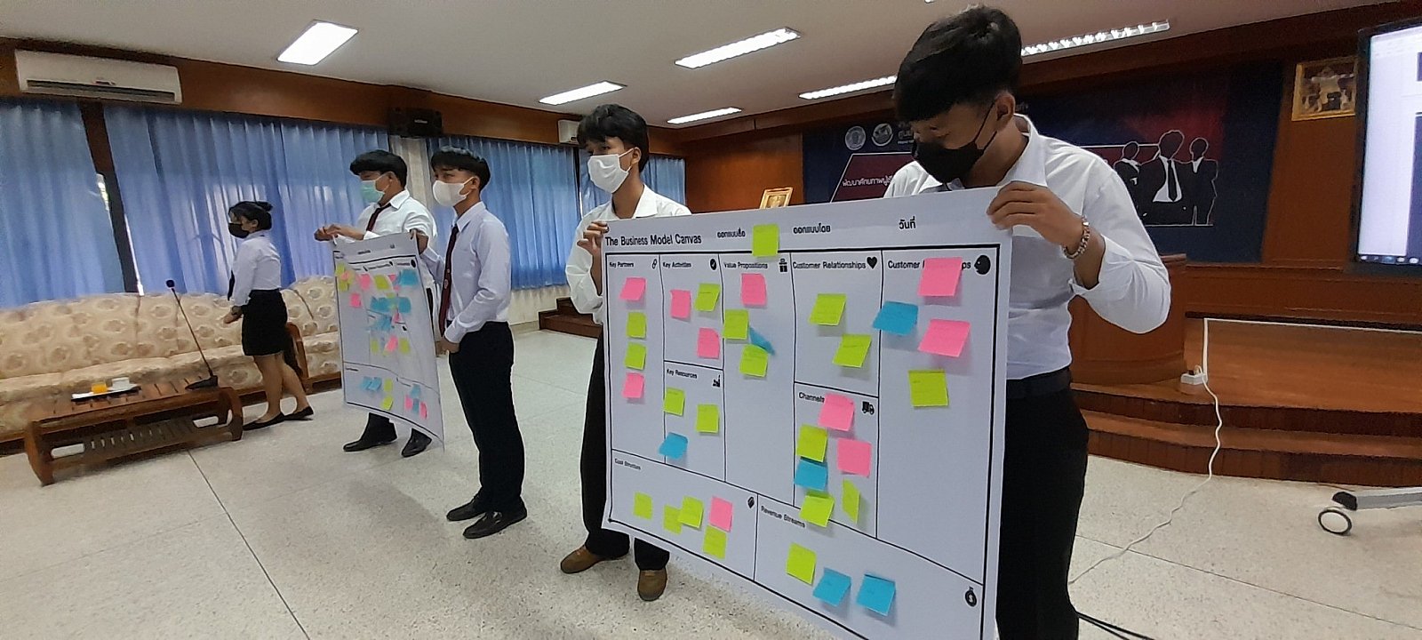 โครงการอบรมพัฒนาศักยภาพผู้เรียนในการเป็นผู้ประกอบการและพัฒนาศักยภาพครูที่ปรึกษาธุรกิจ 2565