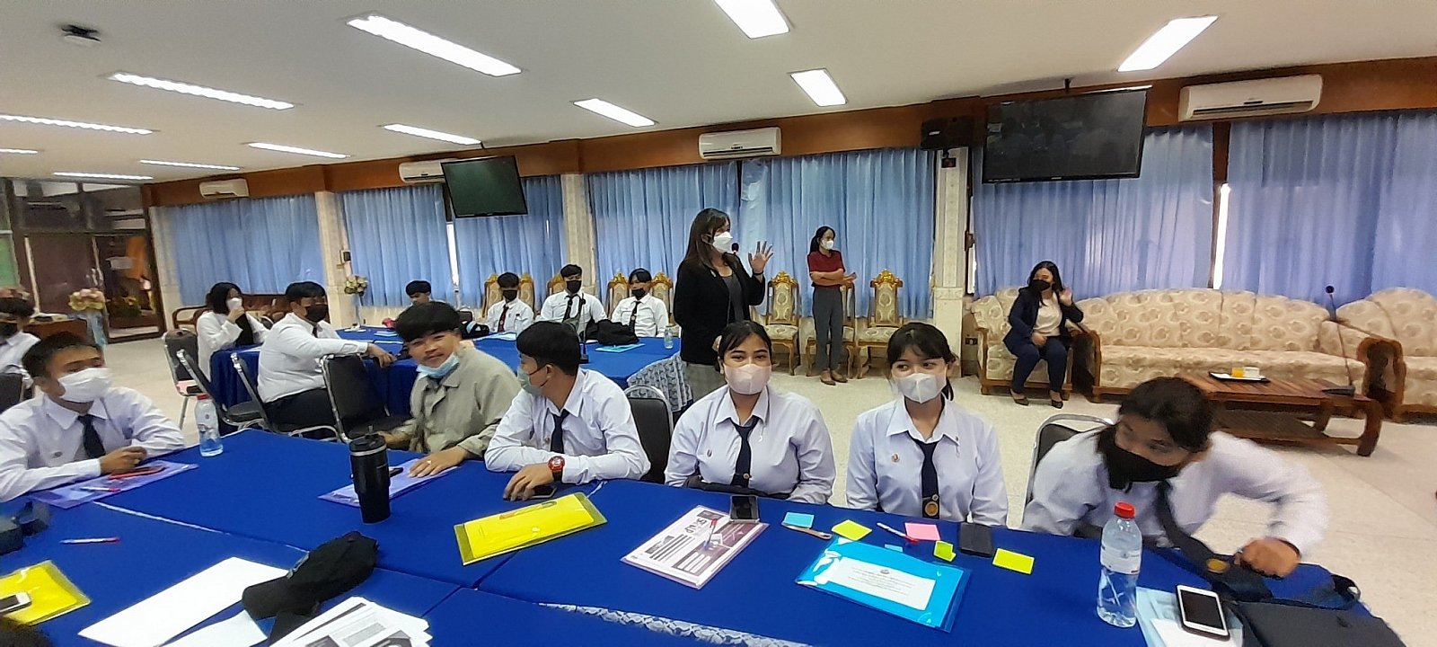 โครงการอบรมพัฒนาศักยภาพผู้เรียนในการเป็นผู้ประกอบการและพัฒนาศักยภาพครูที่ปรึกษาธุรกิจ 2565