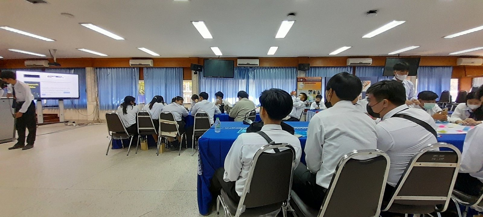 โครงการอบรมพัฒนาศักยภาพผู้เรียนในการเป็นผู้ประกอบการและพัฒนาศักยภาพครูที่ปรึกษาธุรกิจ 2565