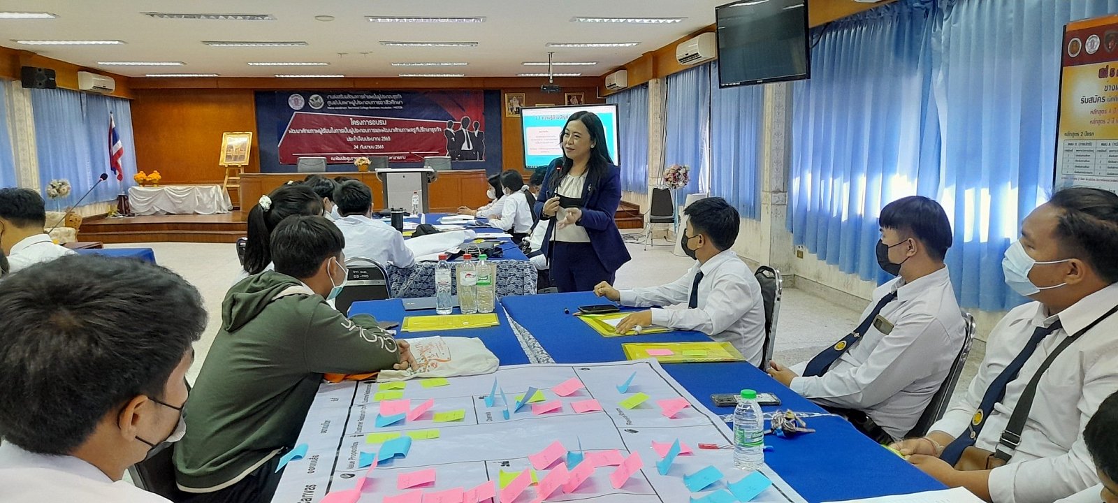 โครงการอบรมพัฒนาศักยภาพผู้เรียนในการเป็นผู้ประกอบการและพัฒนาศักยภาพครูที่ปรึกษาธุรกิจ 2565