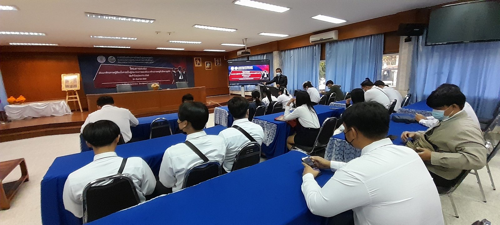 โครงการอบรมพัฒนาศักยภาพผู้เรียนในการเป็นผู้ประกอบการและพัฒนาศักยภาพครูที่ปรึกษาธุรกิจ 2565