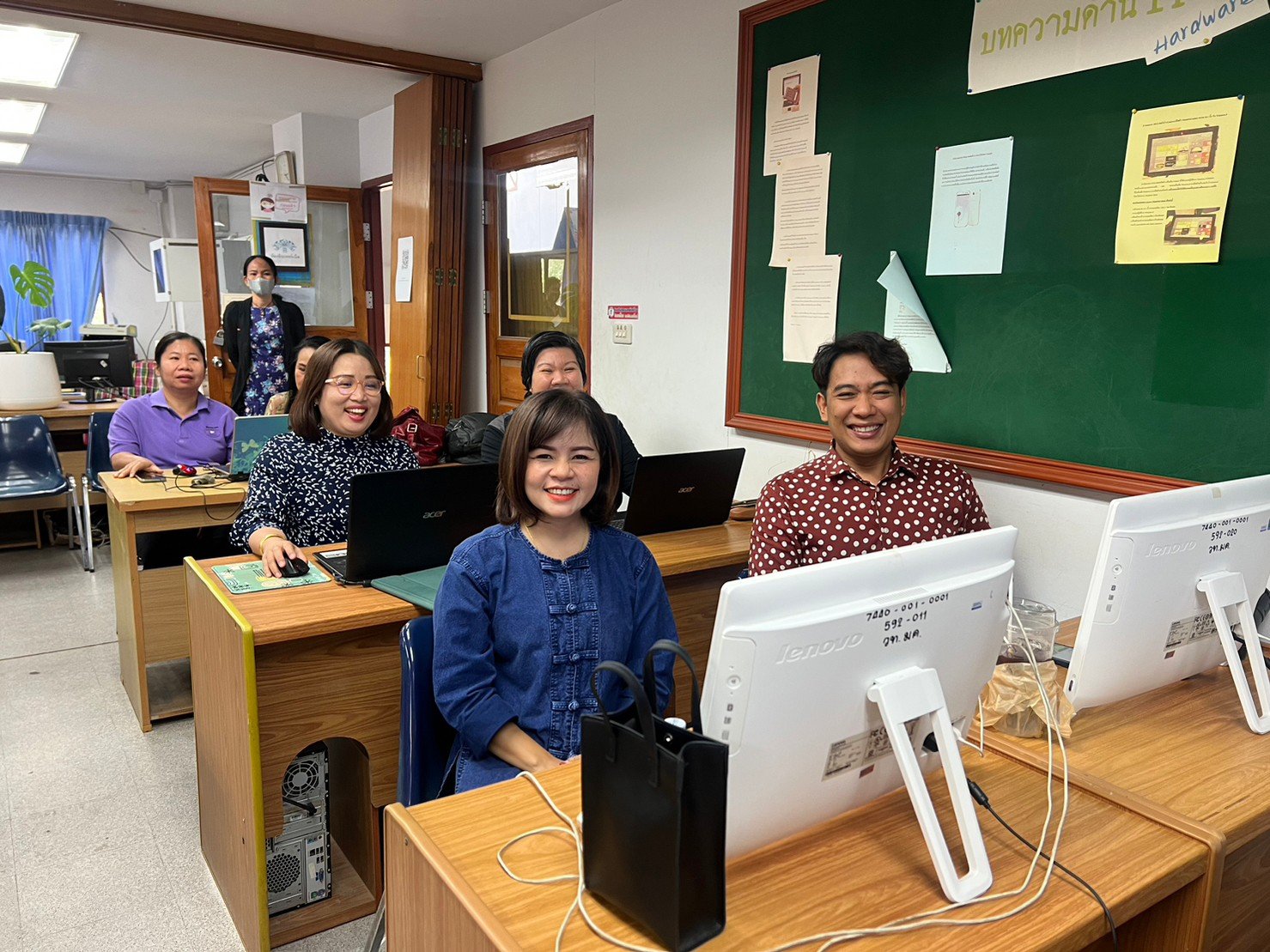 อบรมเชิงปฏิบัติการการจัดทำแฟ้มสะสมผลงานอิเล็กทรอนิกส์ E-portfolio 2566