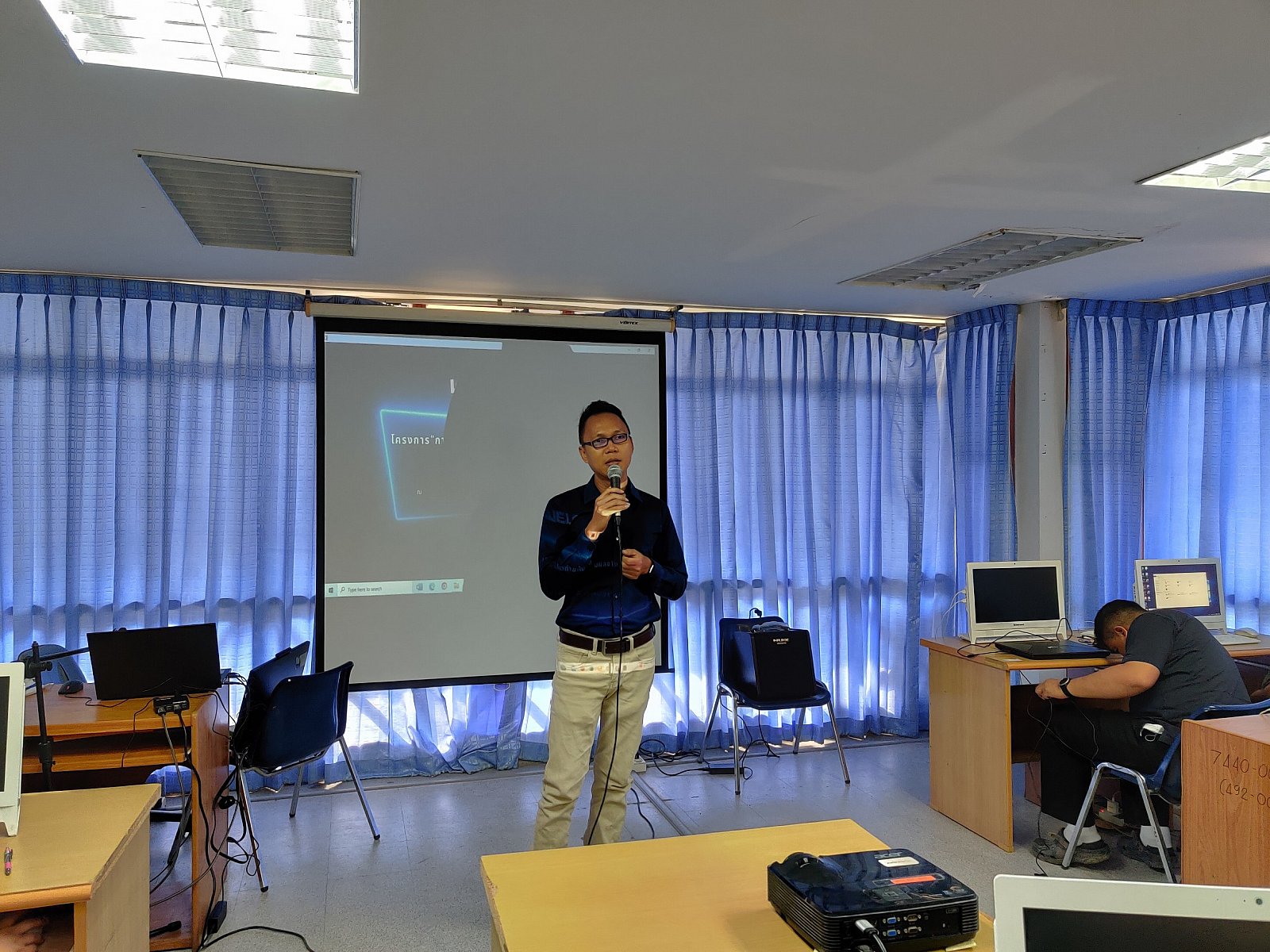 อบรมเชิงปฏิบัติการการจัดทำแฟ้มสะสมผลงานอิเล็กทรอนิกส์ E-portfolio 2566