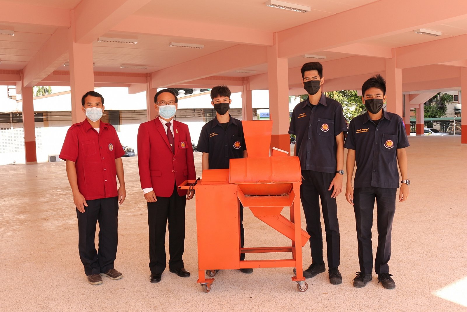 การประเมินสิ่งประดิษฐ์ของคนรุ่นใหม่  "นวัตกรรมอาชีวศึกษาเพื่อแก้ปัญหาความยากจน" ประจำปีการศึกษา2564