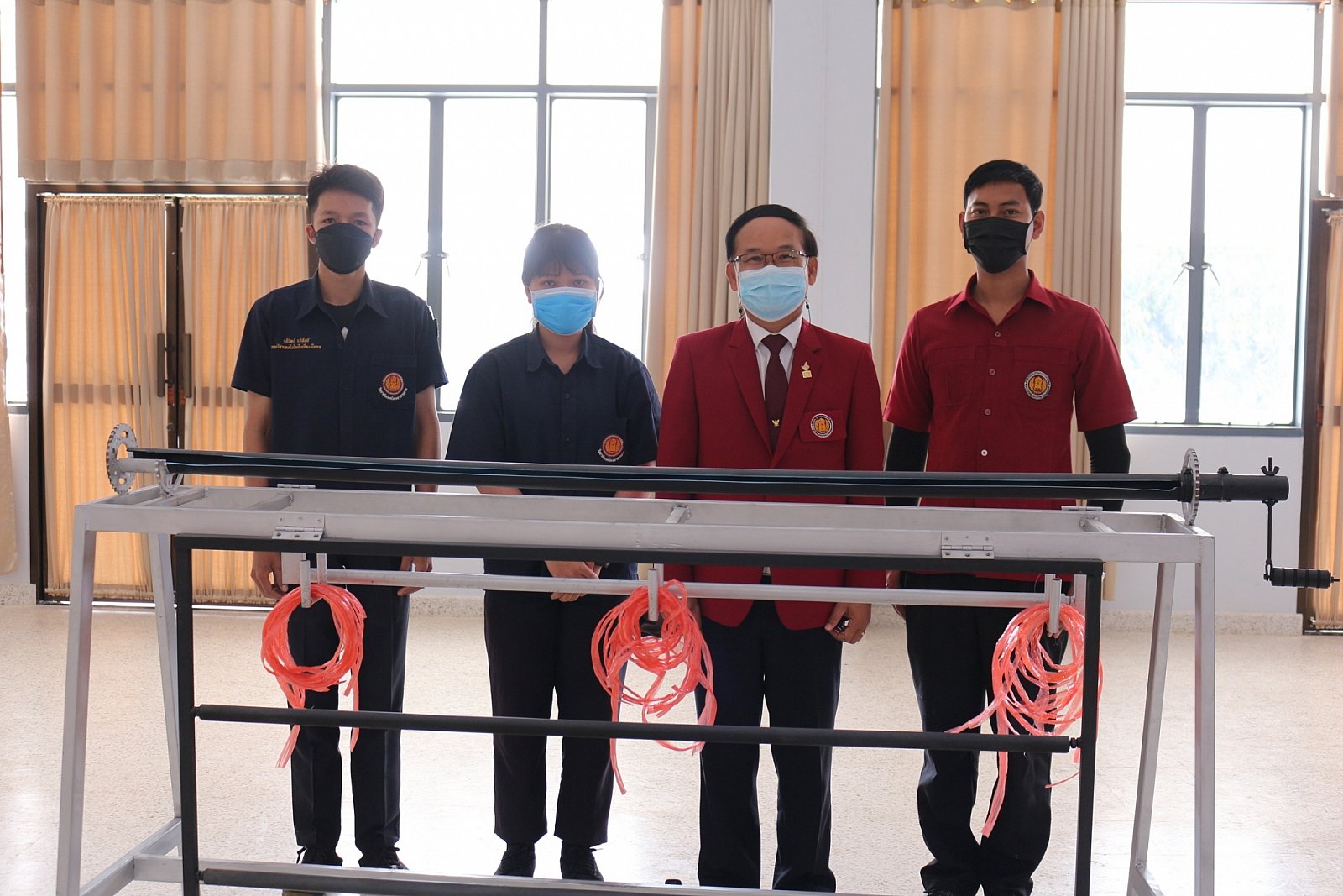 การประเมินสิ่งประดิษฐ์ของคนรุ่นใหม่  "นวัตกรรมอาชีวศึกษาเพื่อแก้ปัญหาความยากจน" ประจำปีการศึกษา2564