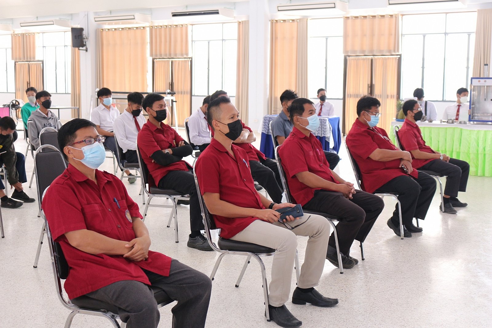 การประเมินสิ่งประดิษฐ์ของคนรุ่นใหม่  "นวัตกรรมอาชีวศึกษาเพื่อแก้ปัญหาความยากจน" ประจำปีการศึกษา2564