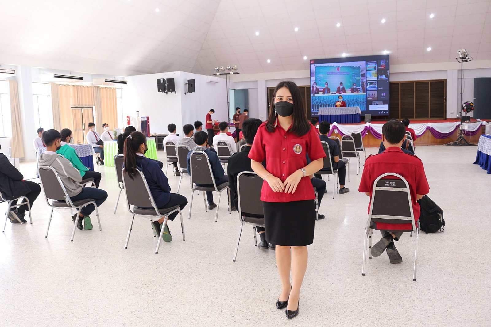 การประเมินสิ่งประดิษฐ์ของคนรุ่นใหม่  "นวัตกรรมอาชีวศึกษาเพื่อแก้ปัญหาความยากจน" ประจำปีการศึกษา2564