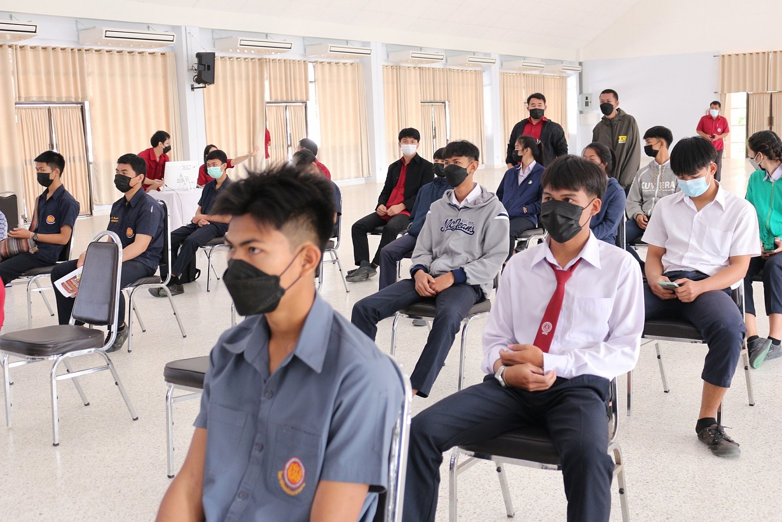 การประเมินสิ่งประดิษฐ์ของคนรุ่นใหม่  "นวัตกรรมอาชีวศึกษาเพื่อแก้ปัญหาความยากจน" ประจำปีการศึกษา2564