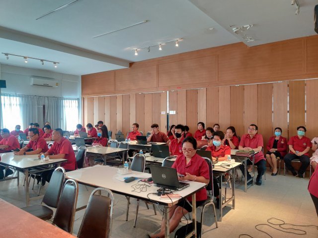 อบรมเชิงปฏิบัติการให้ความรู้เกี่ยวกับระบบสารสนเทศการจัดการข้อมูลการประกันคุณภาพการศึกษา